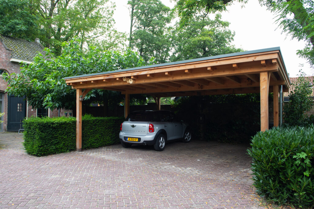 Authentieke robuuste carport